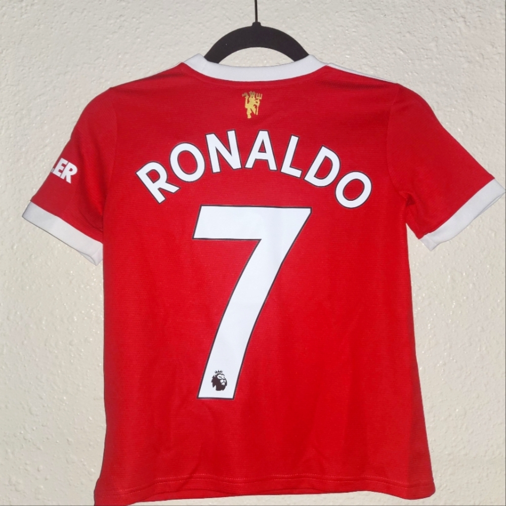 Cristiano Ronaldo Manchester United adidas Youth 2021/22 Home Replica Jersey